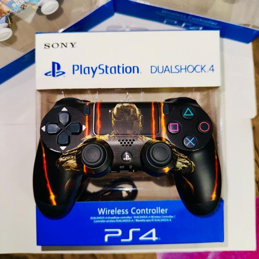 Ps4 Custom versions Controllera
